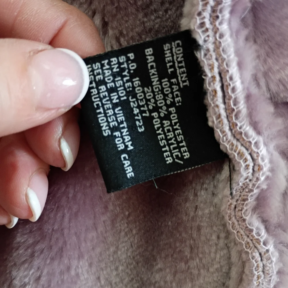 Lavender Hooded Jacket with Faux Fur Trim.Pit To Pit 20". Length 25".New No Tag - Picture 5 of 8